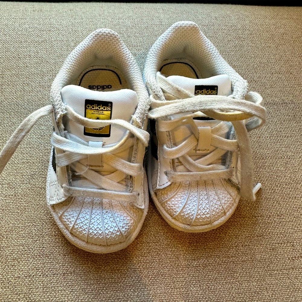 Adidas Superstar Athletic Baby/Toddler Size 4